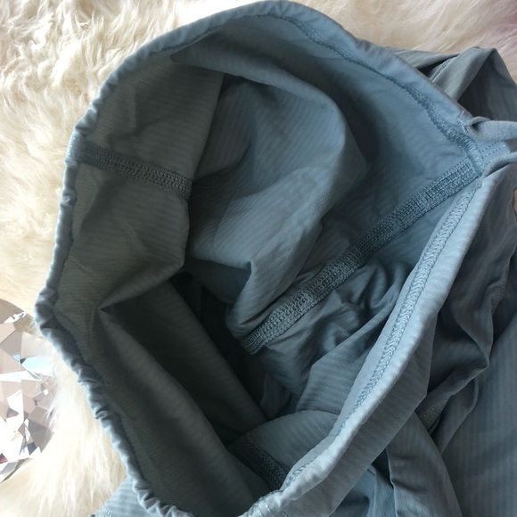 EUC Lululemon Athletica Unlined Mid-Rise Studio Pant II in RARE Earl Grey colour - Picture 11 of 16